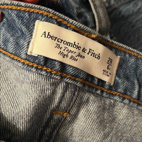 Abercrombie high rise taper Jeans size 28 NWT - Picture 10 of 11